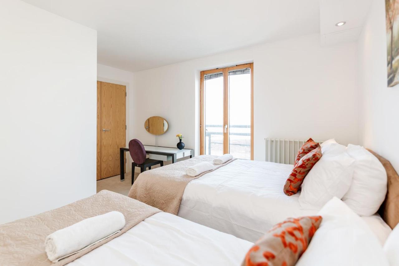 Premium Excel 3 & 2 Bedrooms Лондон Экстерьер фото