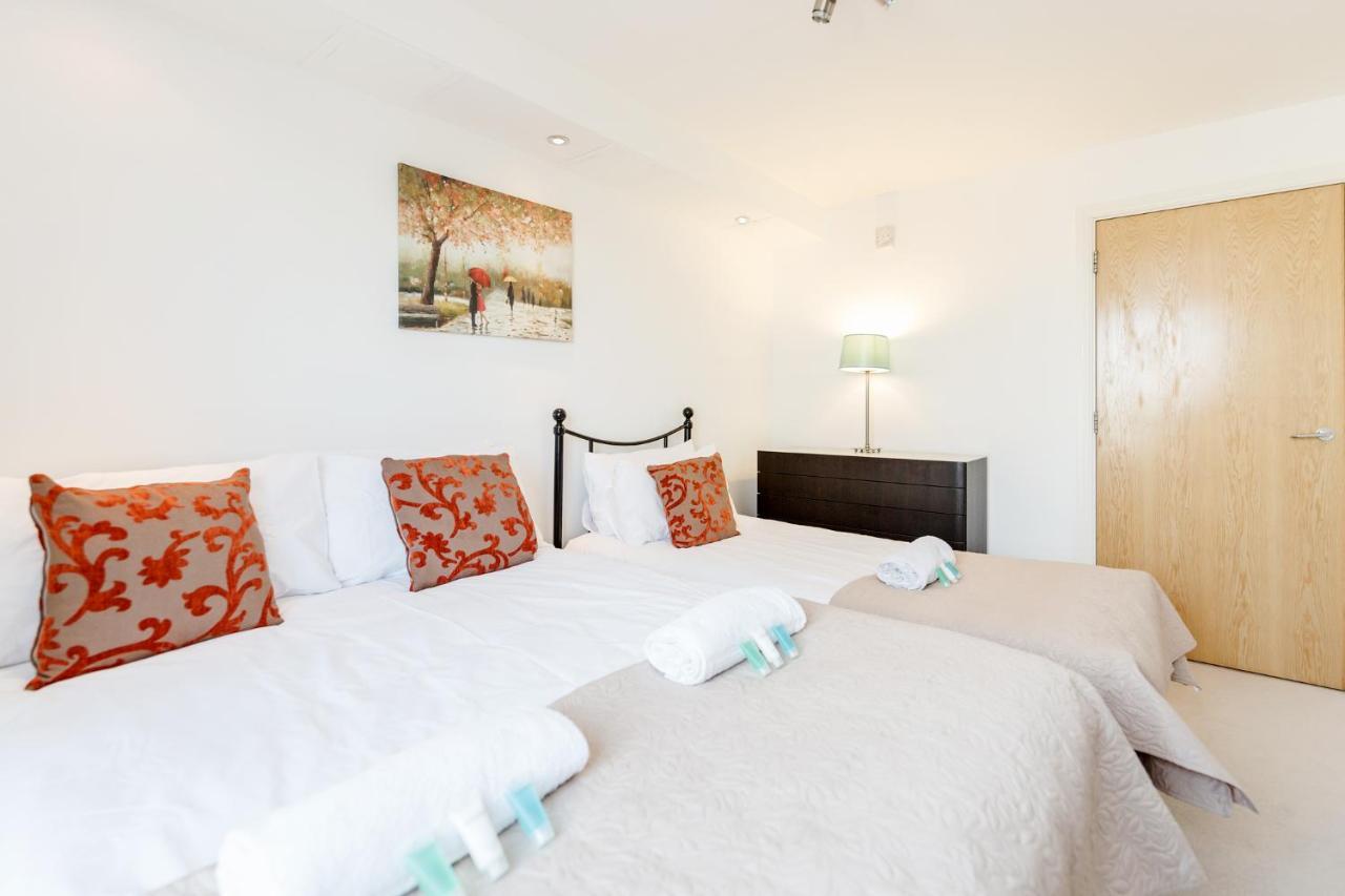 Premium Excel 3 & 2 Bedrooms Лондон Экстерьер фото