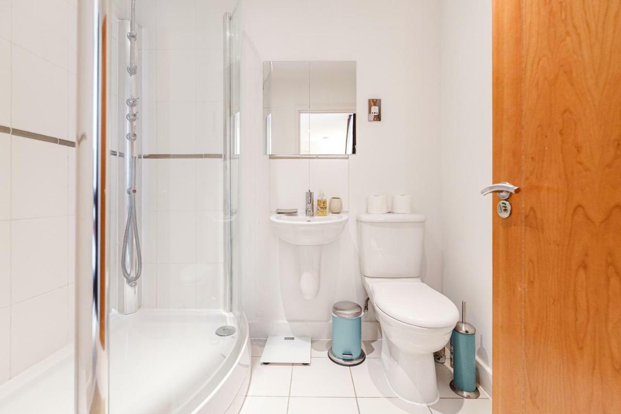 Premium Excel 3 & 2 Bedrooms Лондон Экстерьер фото