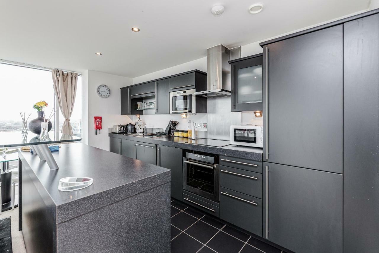 Premium Excel 3 & 2 Bedrooms Лондон Экстерьер фото