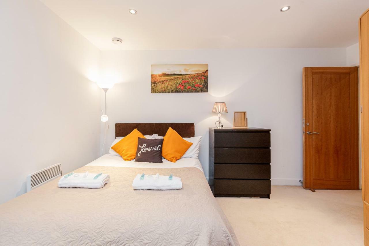 Premium Excel 3 & 2 Bedrooms Лондон Экстерьер фото